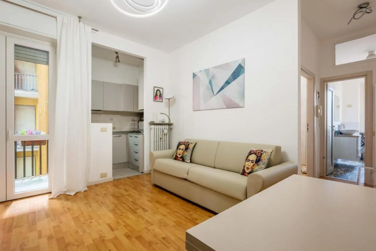 Cozy Apartment Near To Fashion District Milan